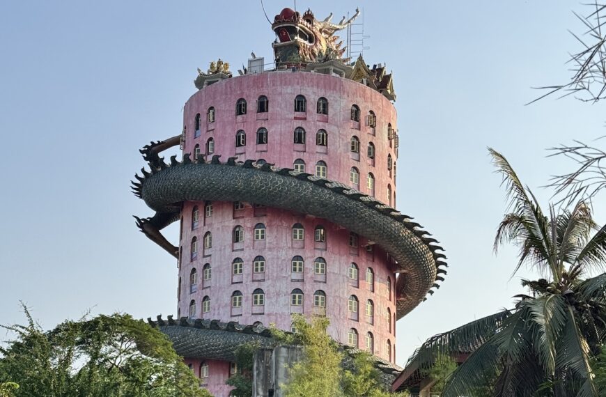 Wat Samphran – The Dragon Temple